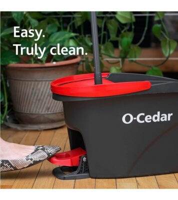 O-Cedar Easywring Microfiber Spin Mop & Bucket Floor Cleaning System with 4 Extra Refills - Image 7