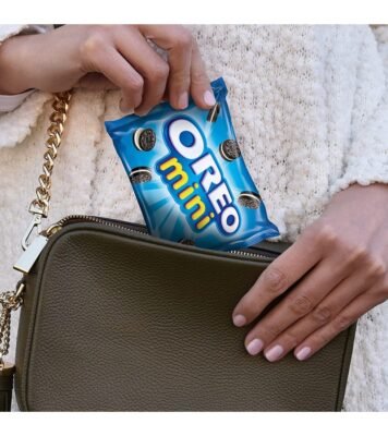 OREO Mini Cookies, CHIPS AHOY Mini Cookies, SOUR PATCH KIDS Candy & Nutter Butter Bites Cookies & Candy Variety Pack, 32 Snack Packs - Image 7